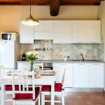 Countryside View - Chic