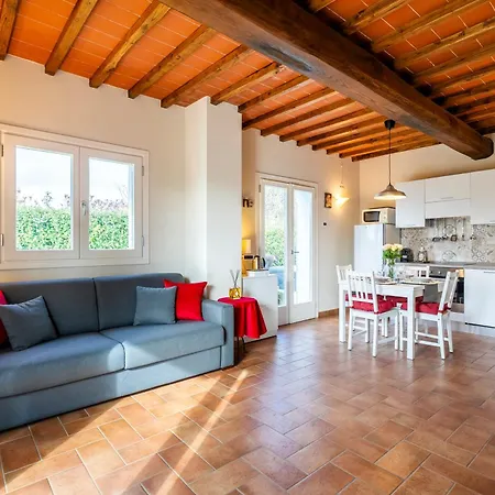 Countryside View - Chic Ferienhaus Prato (Prato)
